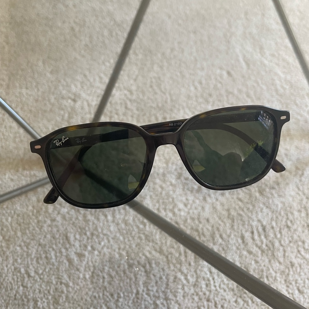 RAY BAN SUNGLASSES